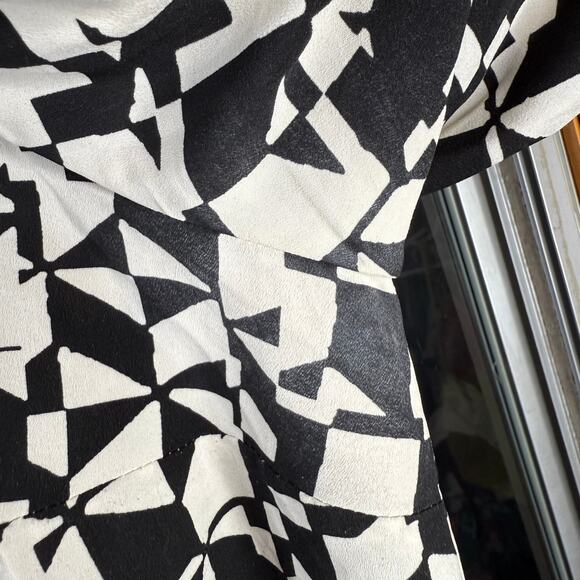 ELOQUII Womens Plus Size 18 Geometric Tie Neck Button Up Business Casual Blouse - Picture 7 of 12